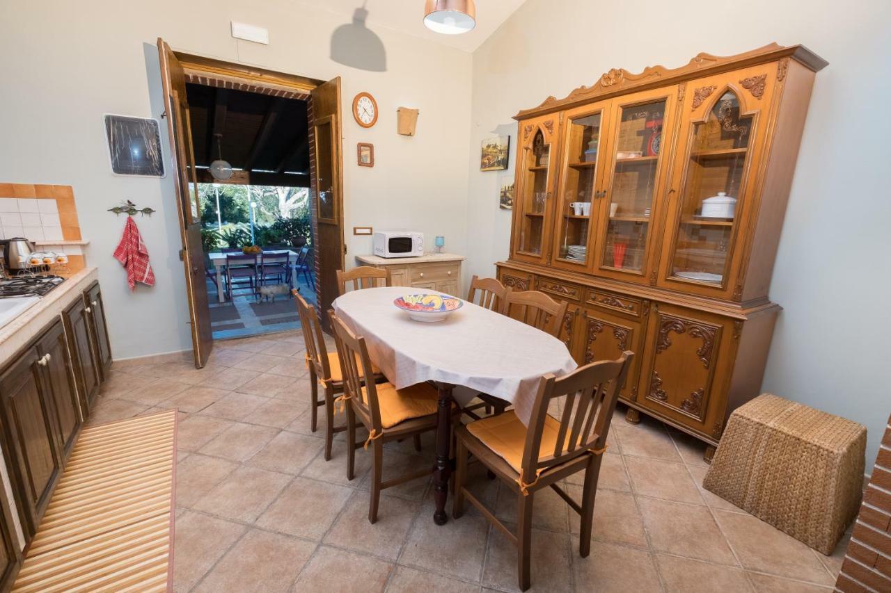 Villa Marinella Аугуста Екстер'єр фото